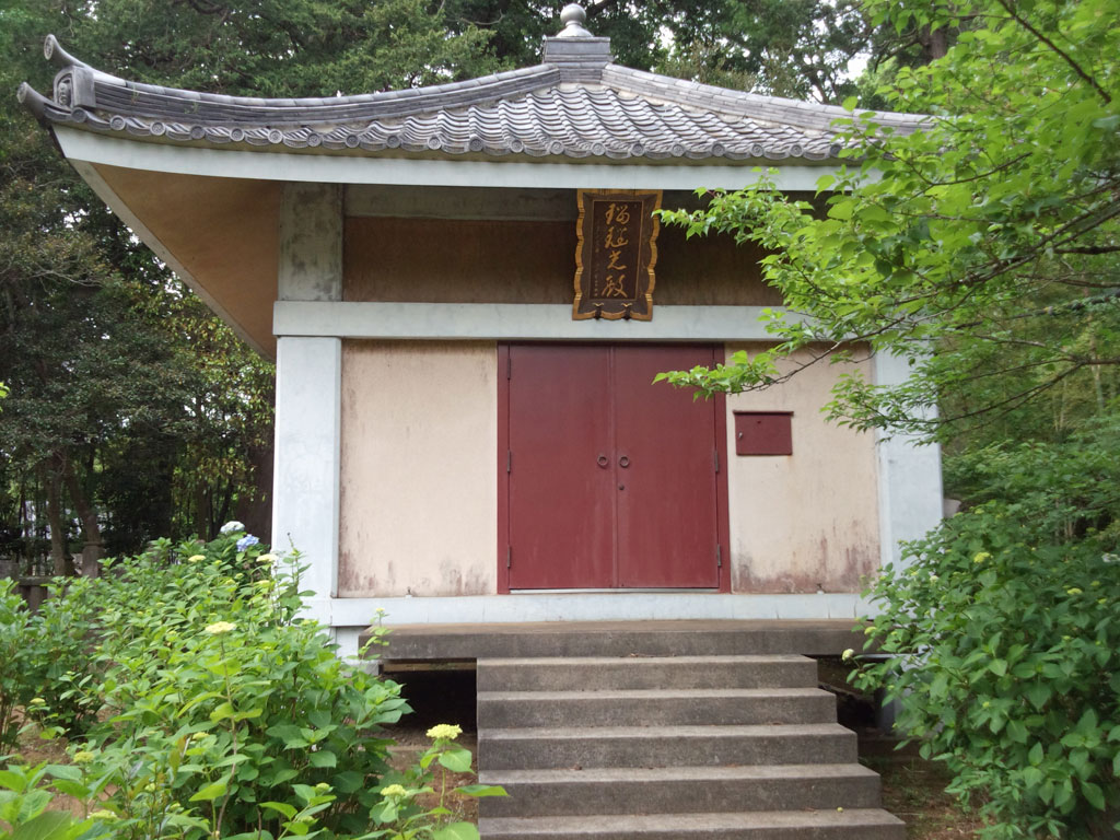 松虫寺　建物