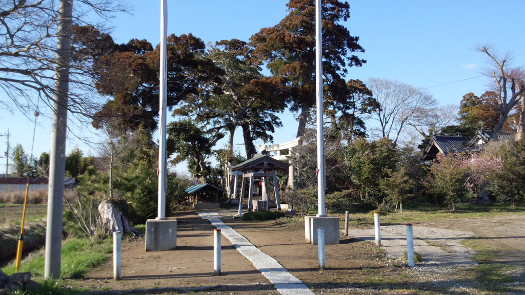 鹿渡神社入り口