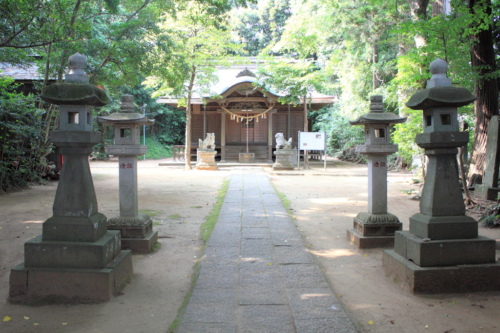 神社正面