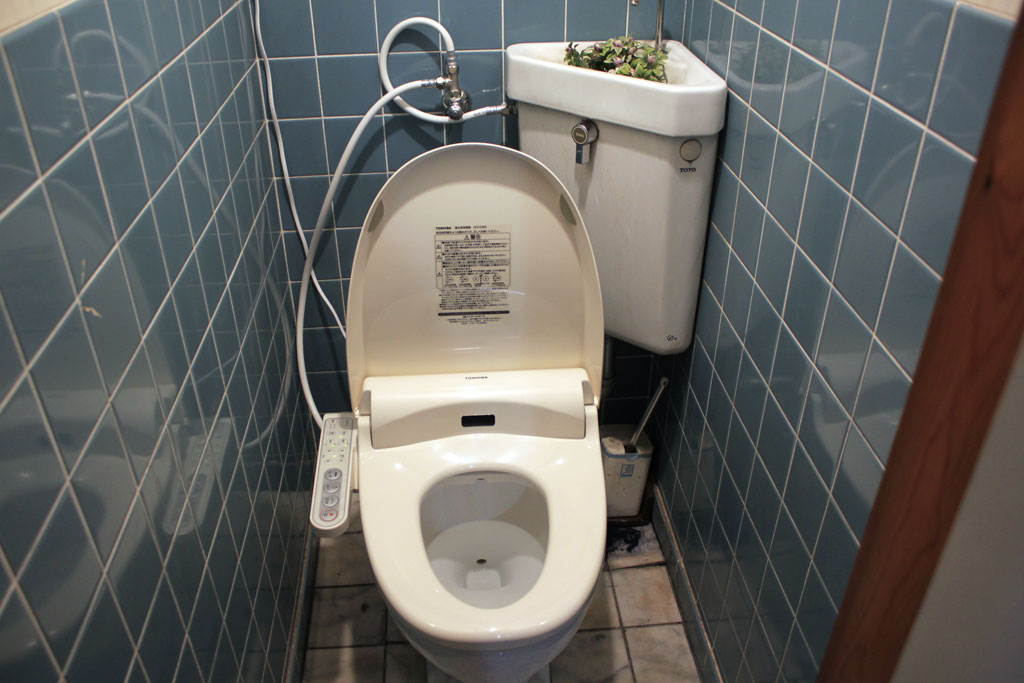 【DIY】シャワートイレ（温水洗浄便座）の取り付けを自分で