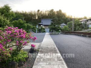 龍湖寺（物木）