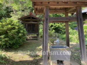 泉福寺 薬師堂（岩戸）