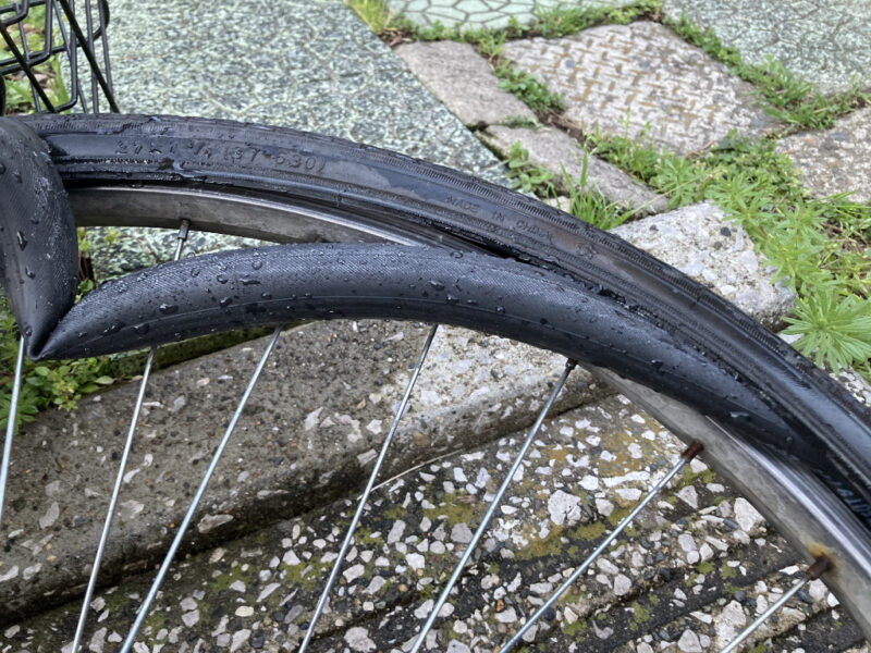 タイヤも元に戻していきます